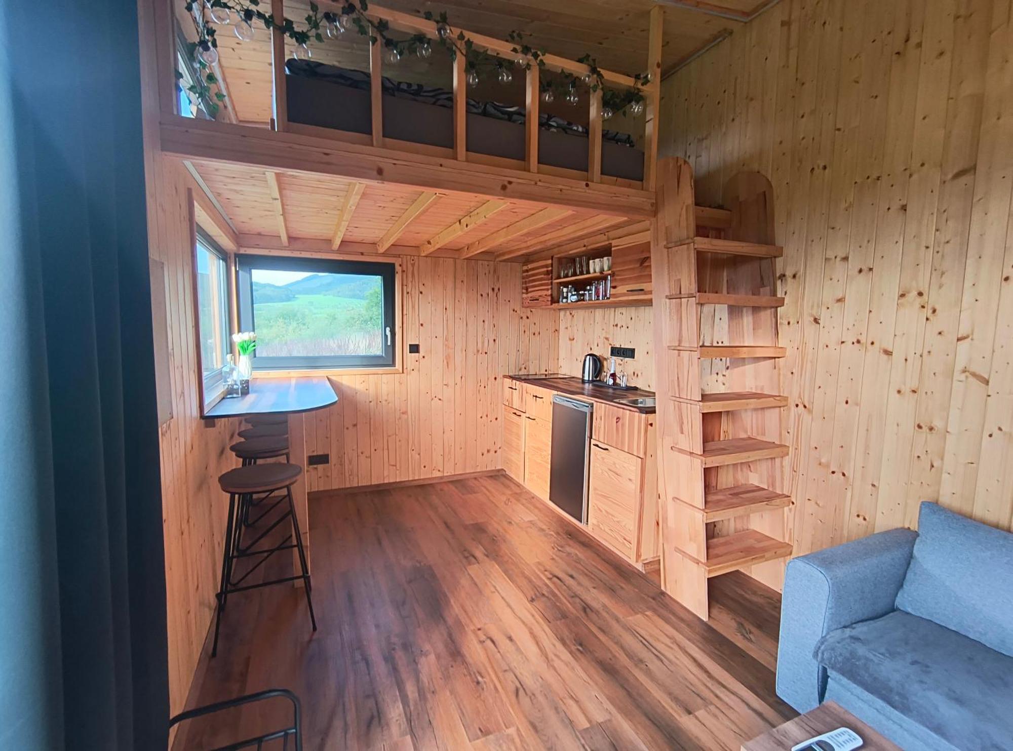 Tiny House Chvalcov Villa Exteriör bild